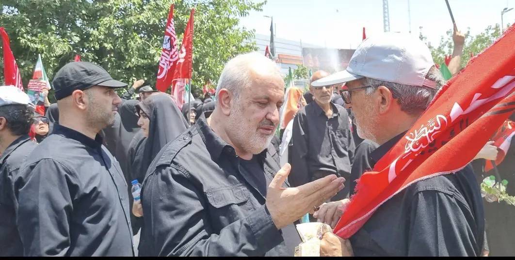 ایران با هدایت آن امام شهید به الگویی برای آزادگان جهان تبدیل شد ایران با هدایت آن امام شهید به الگویی برای آزادگان جهان تبدیل شد