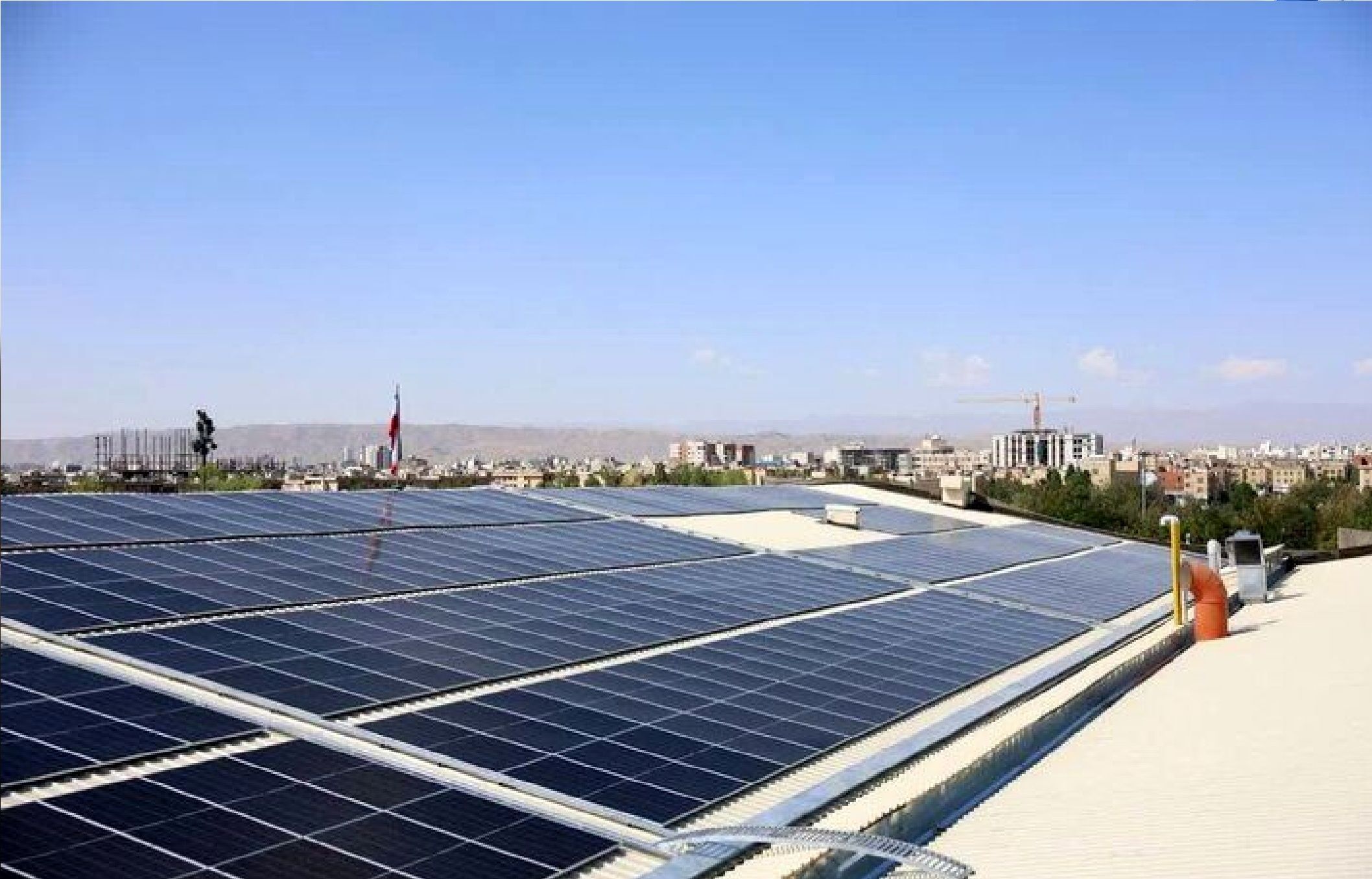 نیروگاه خورشیدی در اداره ها، کمتر از ۱۰۰ مگاوات