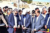 بهره‌برداری از پروژه برق‌رسانی به دو روستا با حضور معاون وزیر نیرو