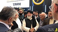 بازدید وزیر صنعت افغانستان از غرفه برق حرارتی در نمایشگاه ابوحنیفه